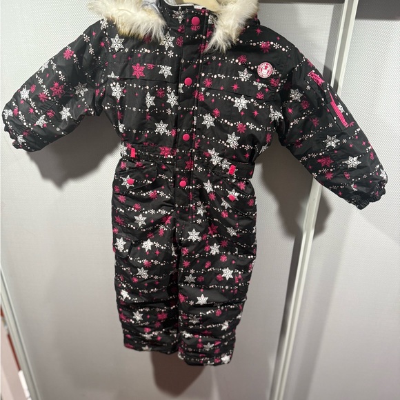 Winter Snow outfit kid size small 4-5yr - Picture 1 of 12